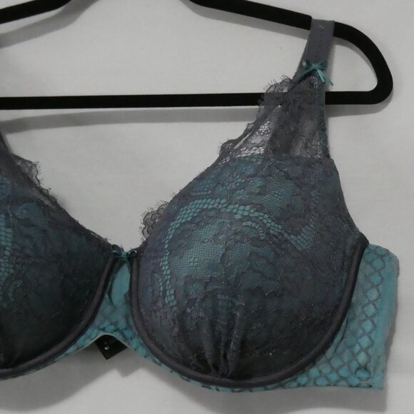 AG - ASHLEY GRAHAM | 40 DDD | Elegant Grey and Turquoise Lace Patterned Bra - Picture 5 of 16